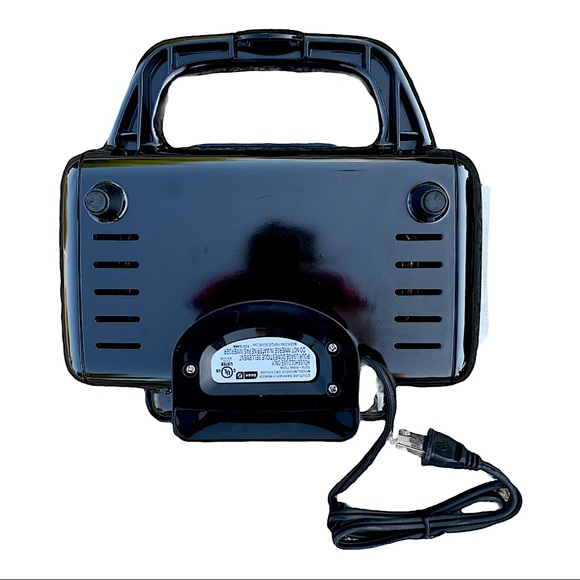 UO x Dash Kitchen Couture Purse Sandwich Maker - Picture 9 of 12